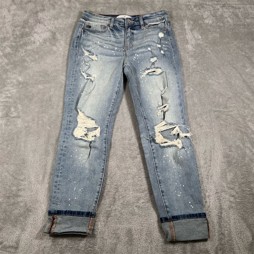 KanCan Women's Distressed Light Wash Denim Jeans Size 5/26 Mid-Rise Relaxed Fit